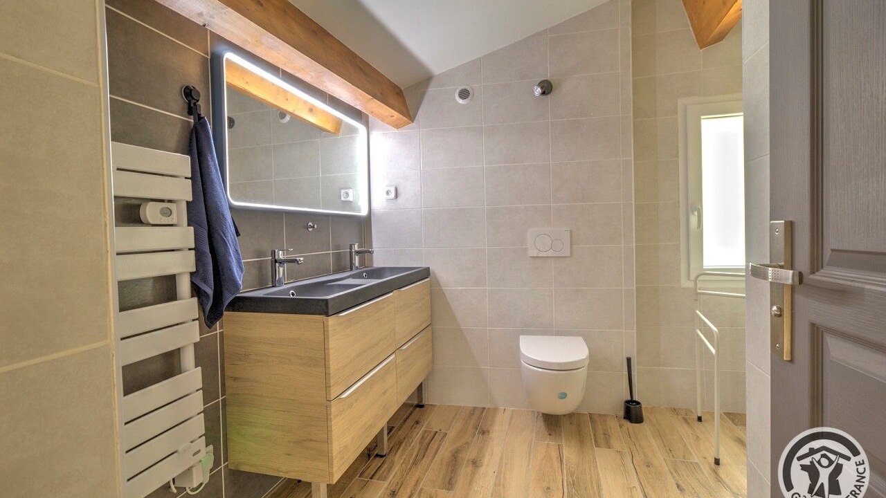 Photo of Bathroom in Courzieu