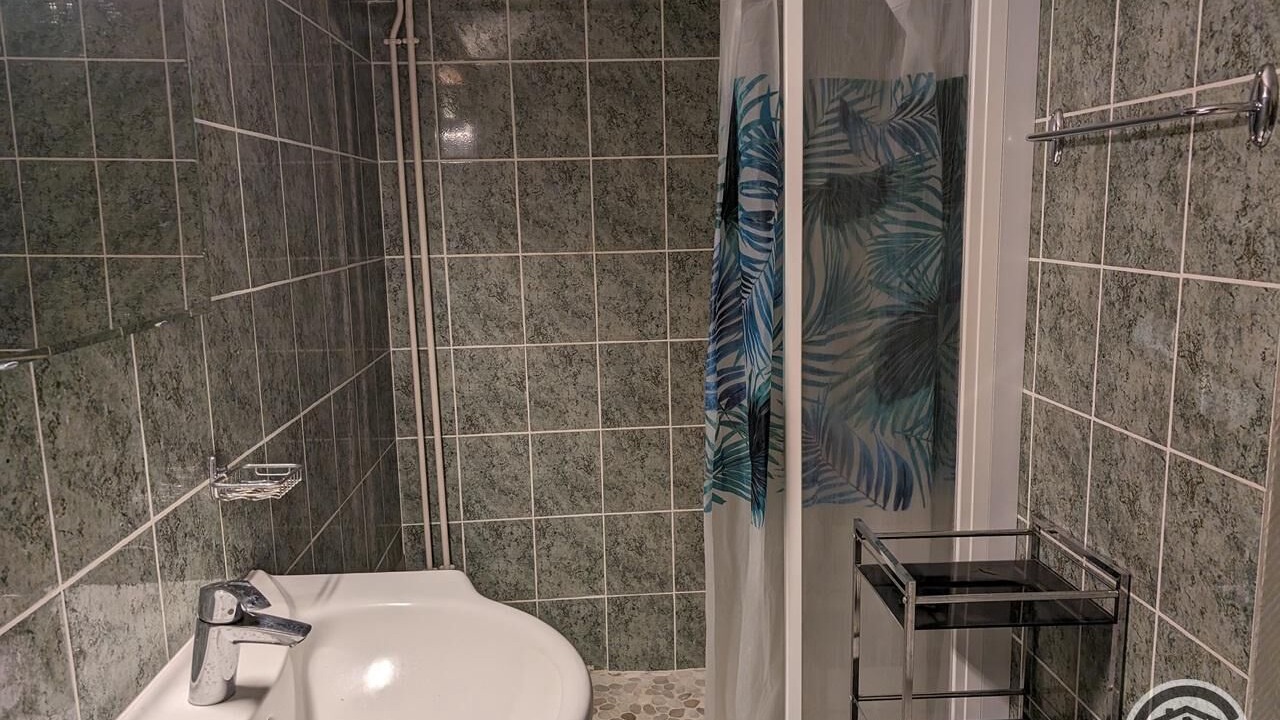 Photo of Bathroom in Fleurie