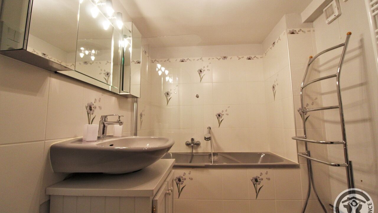 Photo of Bathroom in Saint-Igny-de-Vers
