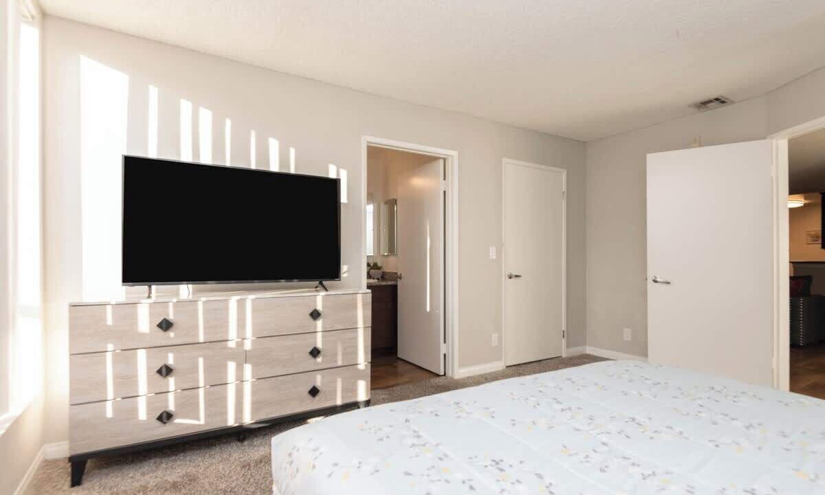 Photo of Bedroom in Hollywood