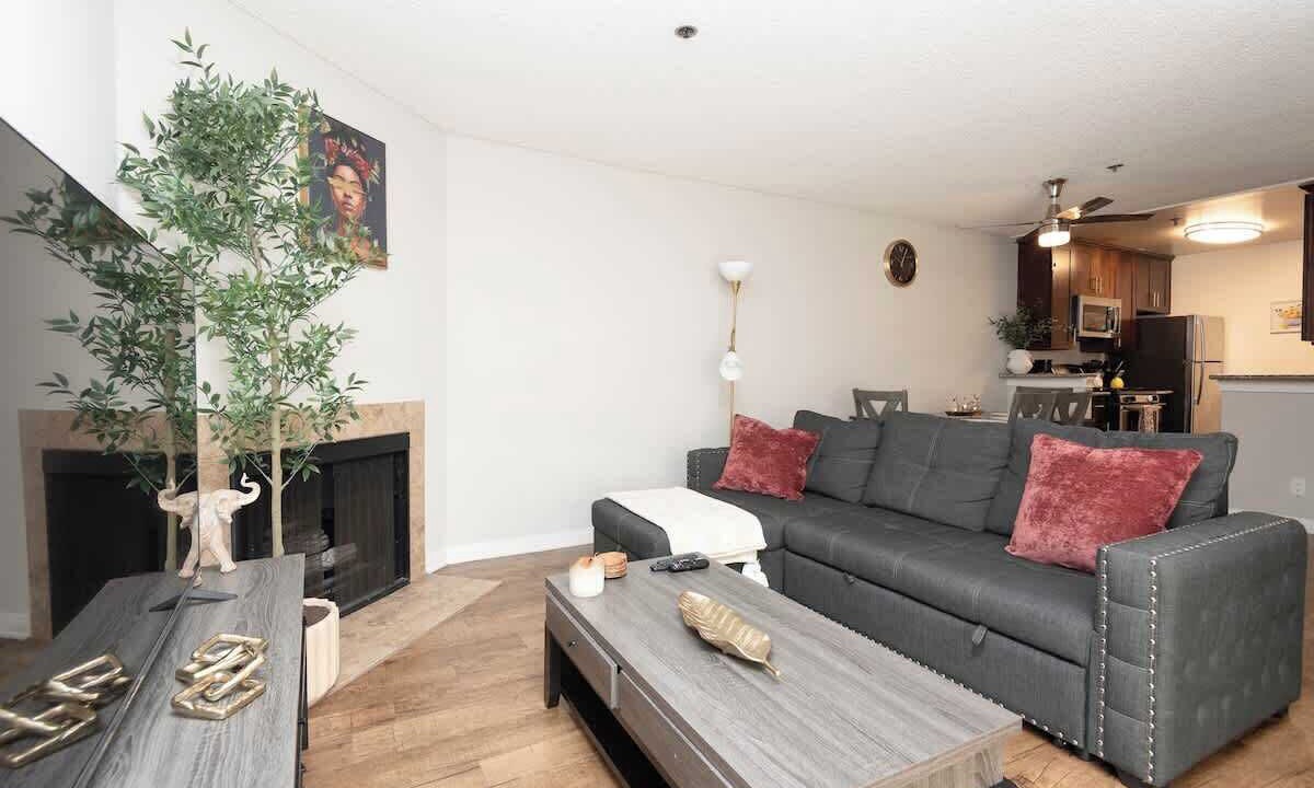 Photo of Livingroom in Hollywood