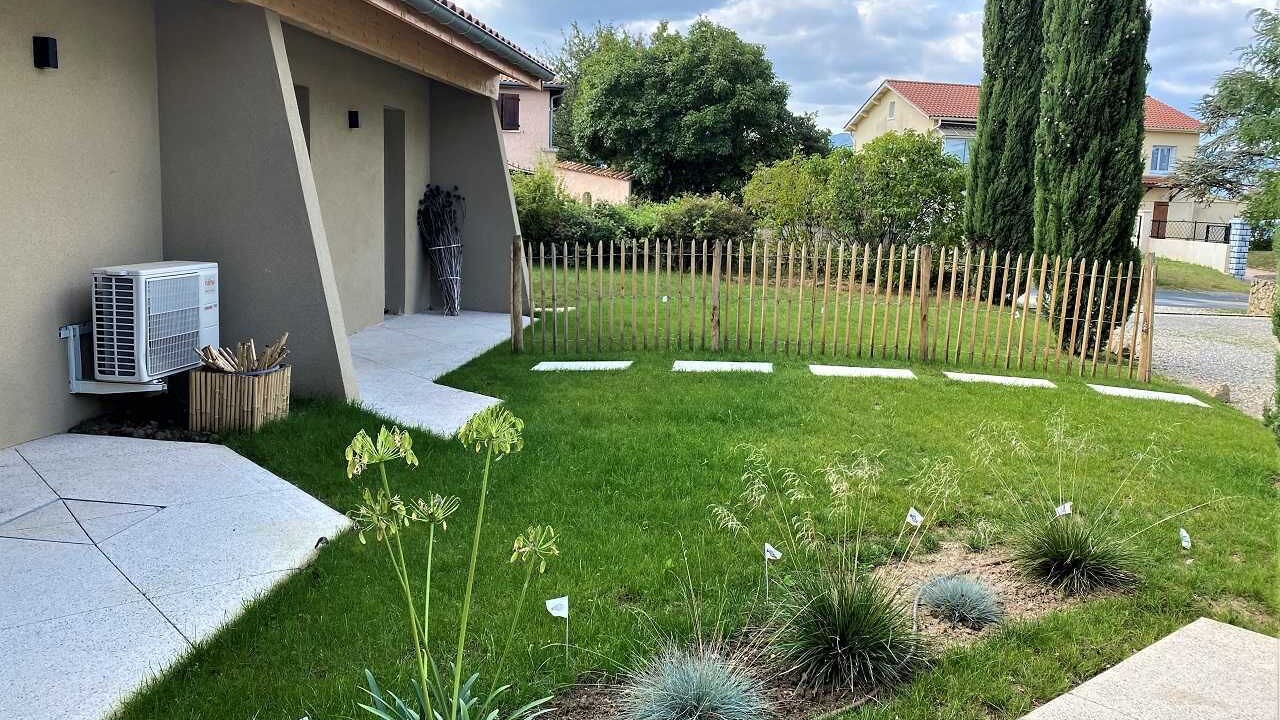 Photo of Outdoor in Brindas