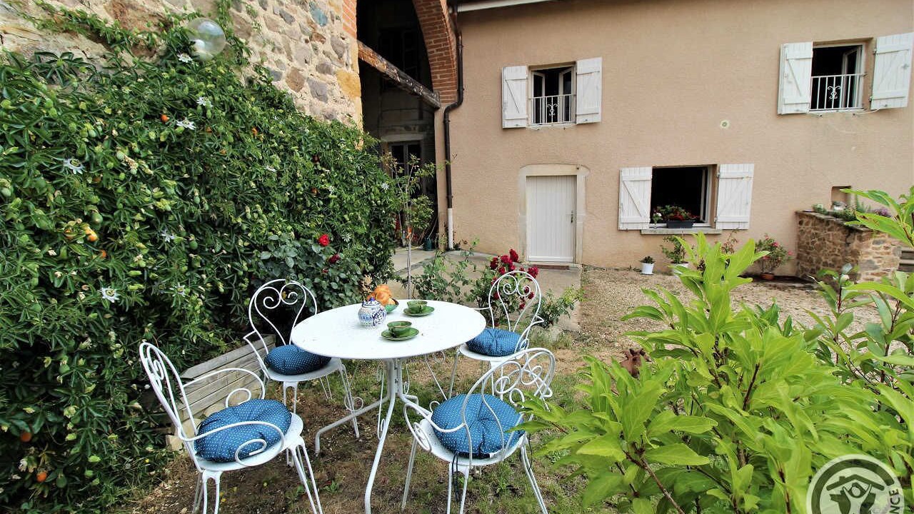 Photo of Outdoor in Le Perreon