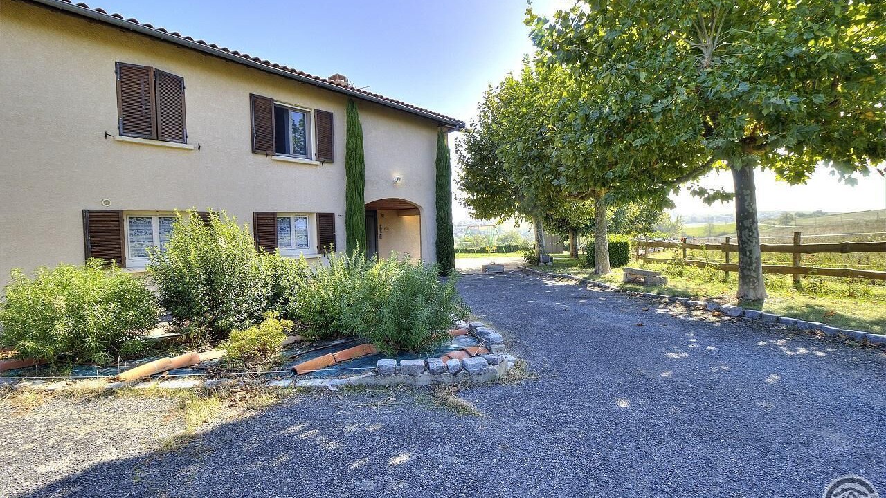 Photo of Outdoor in Sarcey