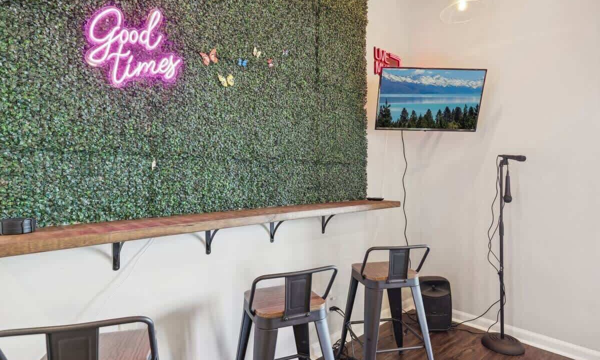 Photo of Others in Snellville