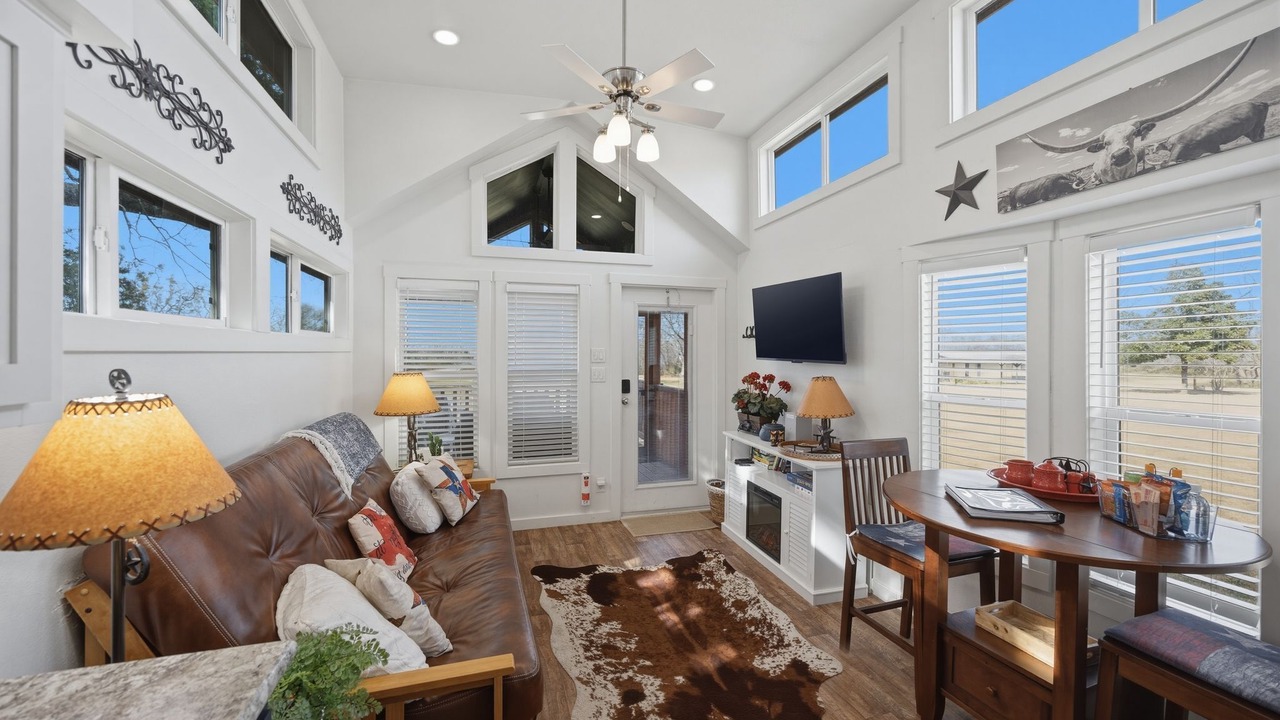 Photo of Livingroom in McKinney