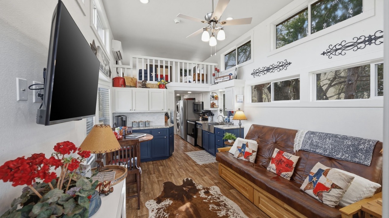 Photo of Livingroom in McKinney