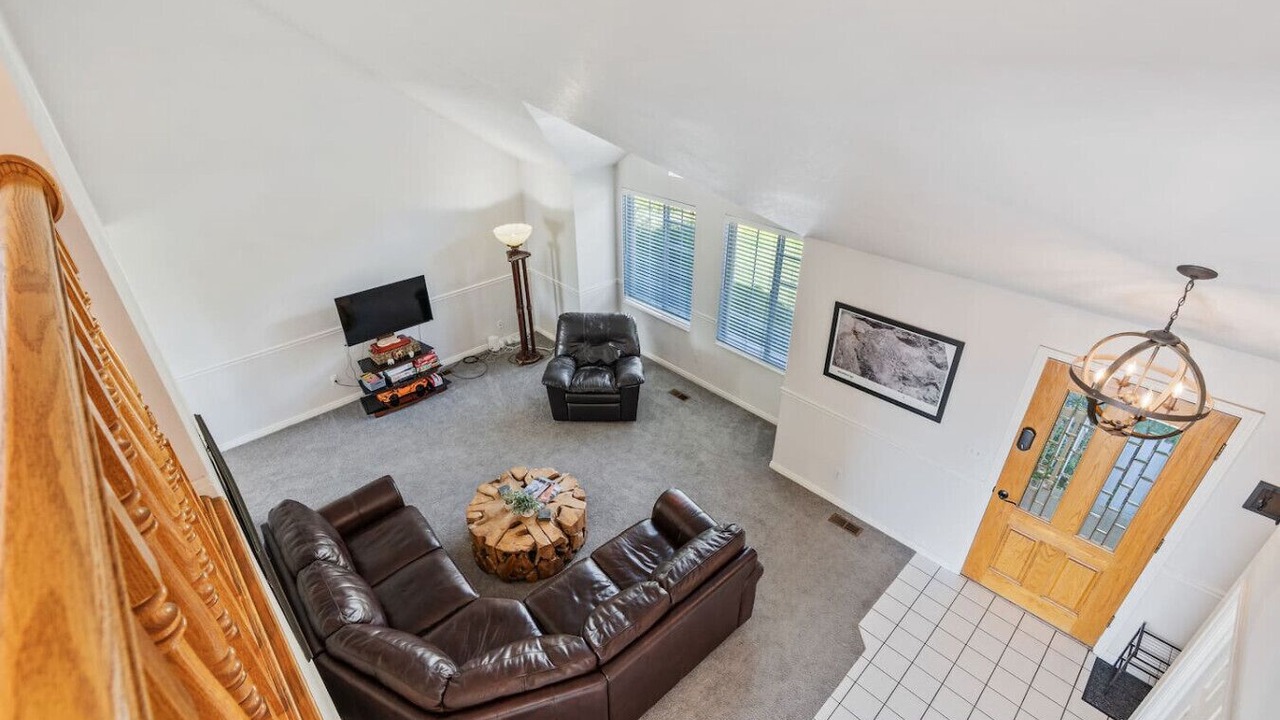 Photo of Livingroom in Holladay