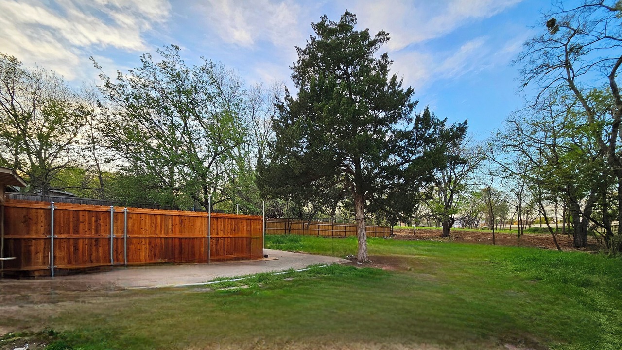 Photo of Outdoor in Denton