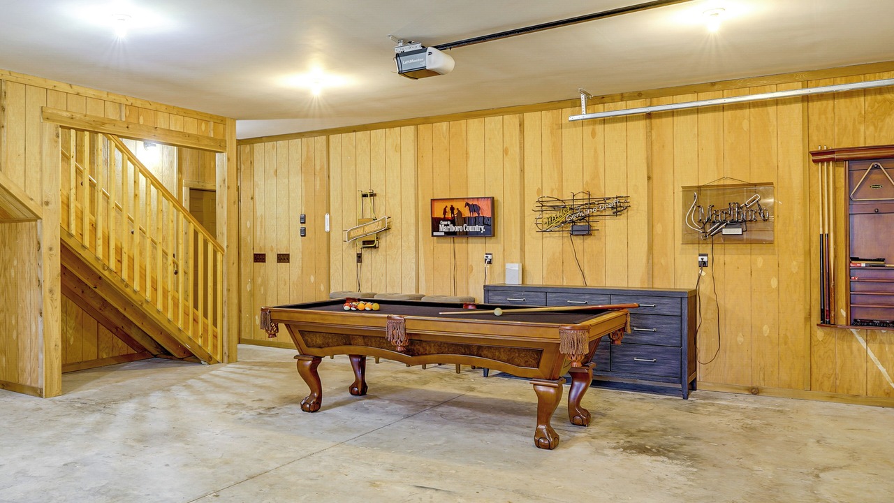 Photo of Outdoor in Maysville