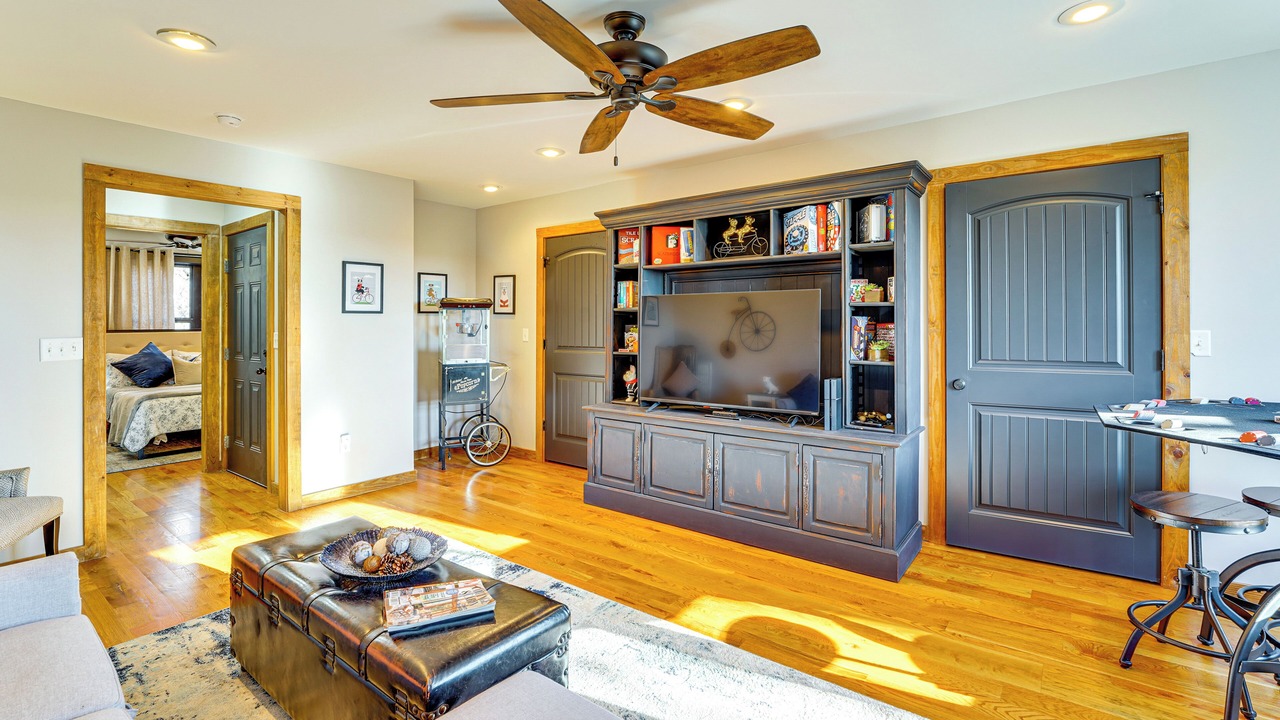 Photo of Livingroom in Maysville