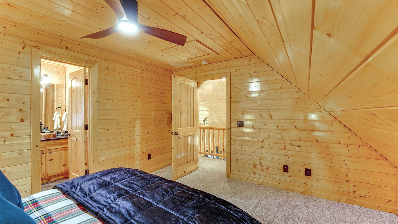 Photo of Bedroom in Maysville