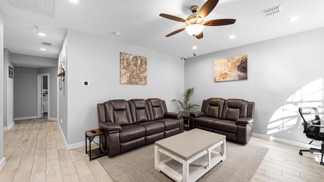 Photo of Livingroom in South Arlington