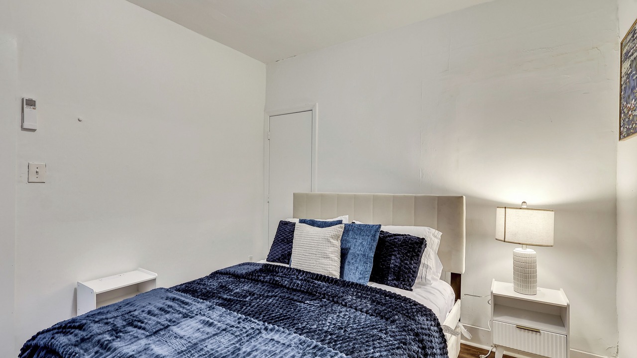 Photo of Bedroom in Lodi