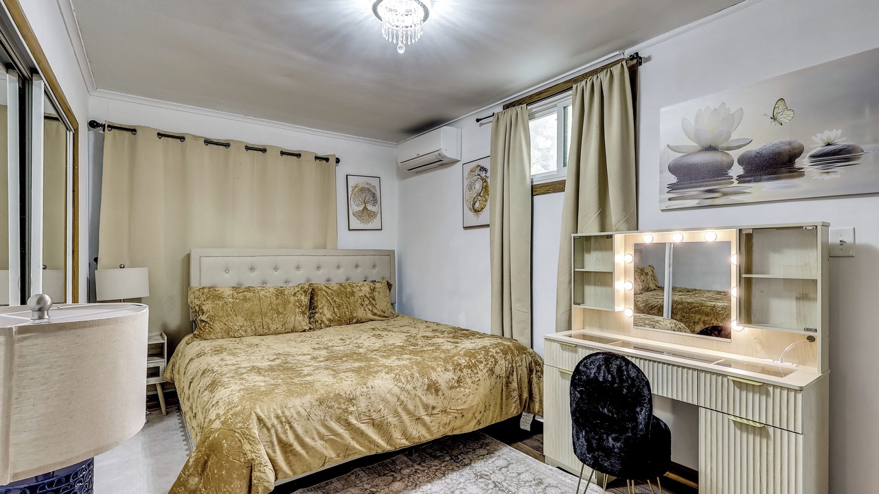 Photo of Bedroom in Lodi