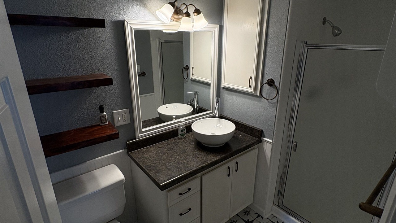 Photo of Bathroom in Silver Lake