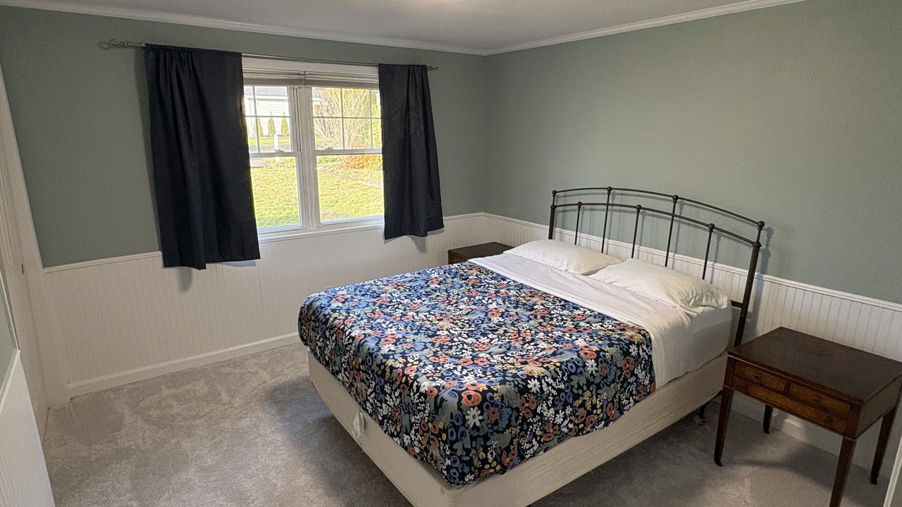 Photo of Bedroom in Silver Lake