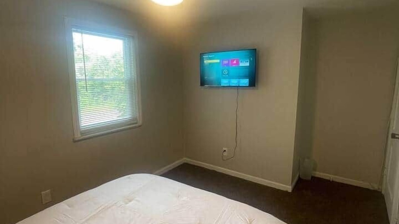 Photo of Bedroom in Troy