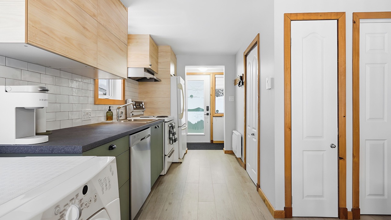 Photo of Kitchen in Adstock