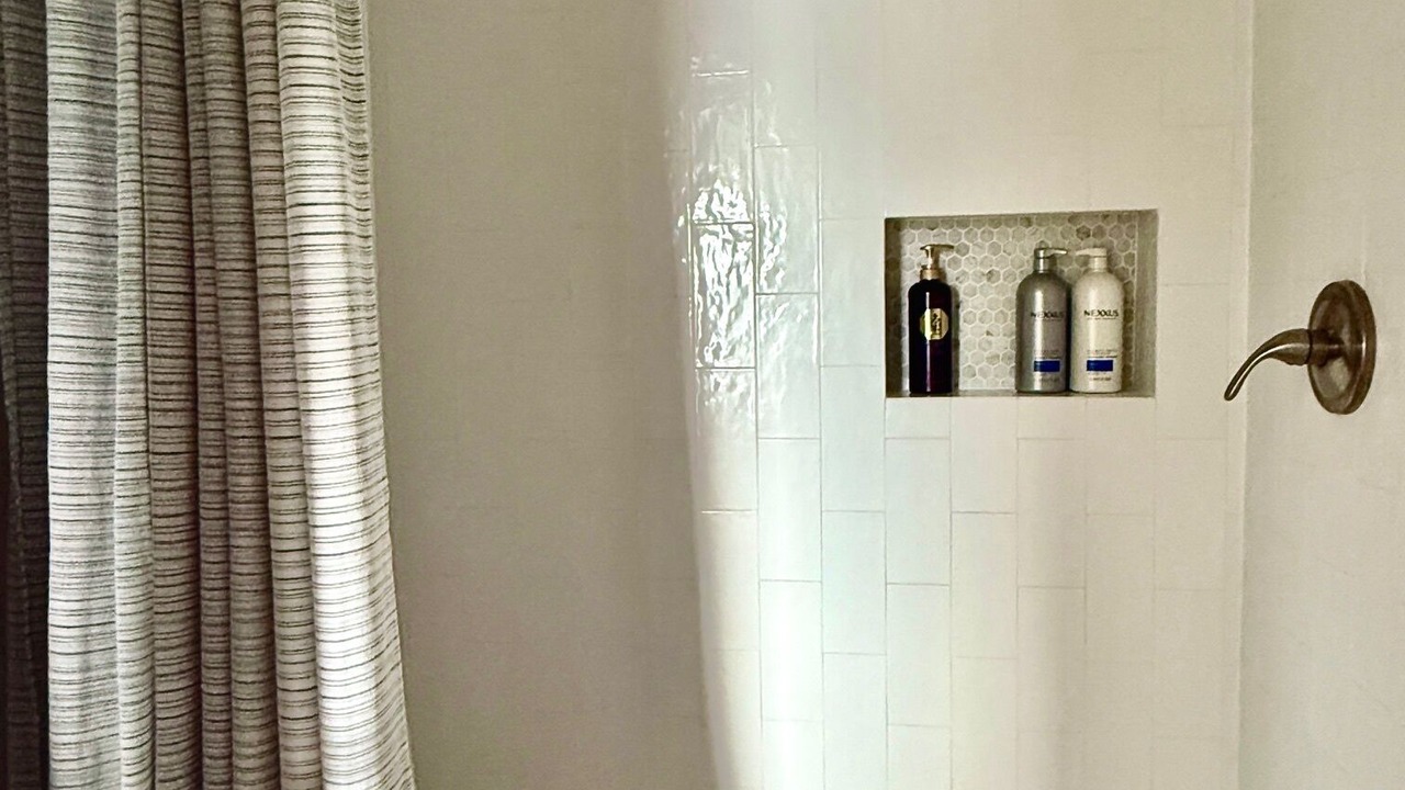Photo of Bathroom in Oak Lawn