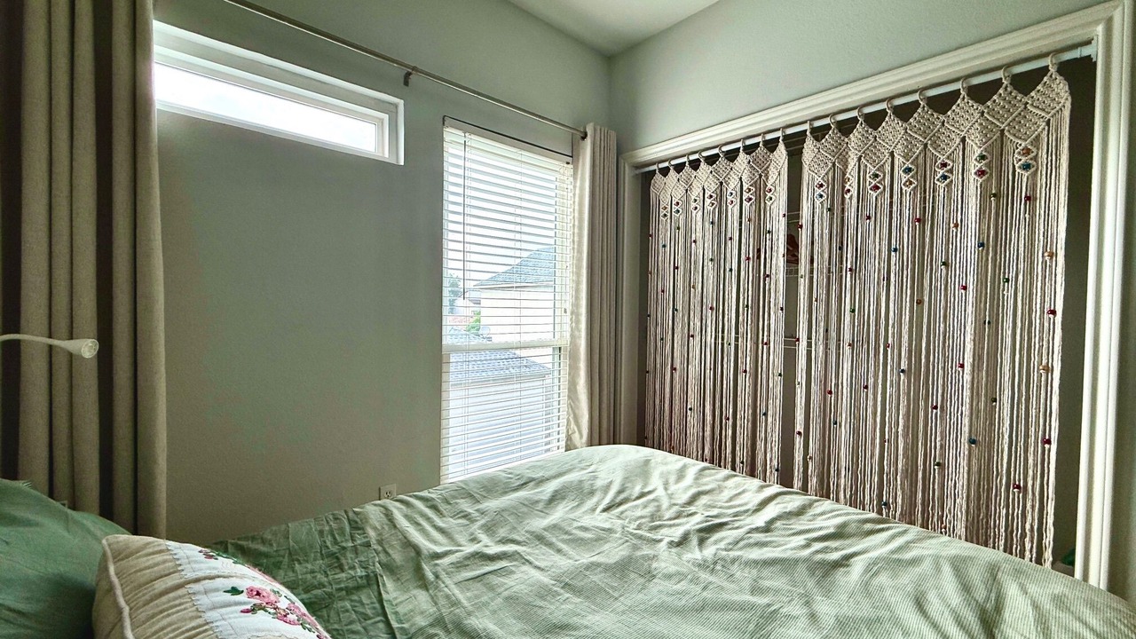Photo of Bedroom in Oak Lawn