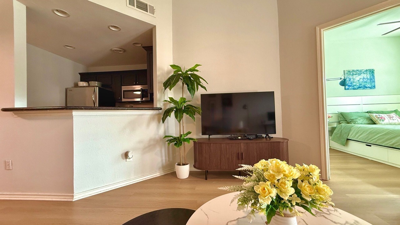 Photo of Bedroom in Oak Lawn