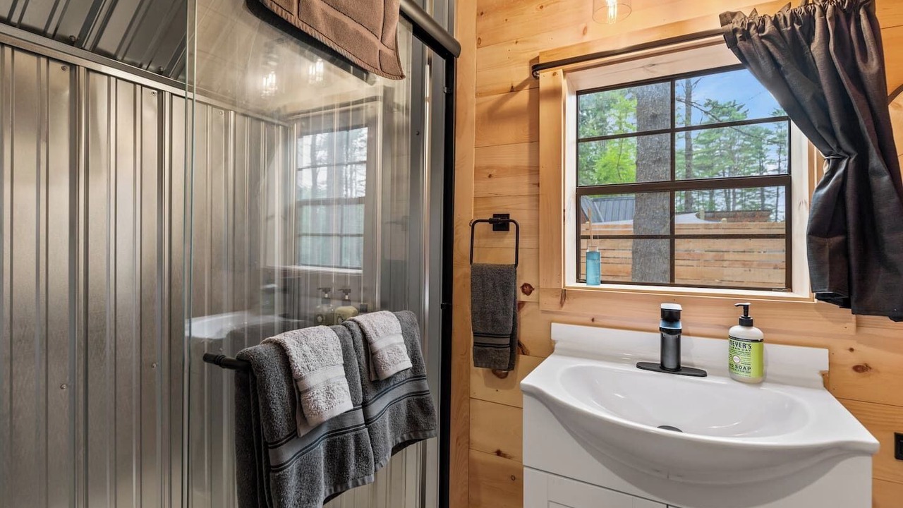Photo of Bathroom in Oxford