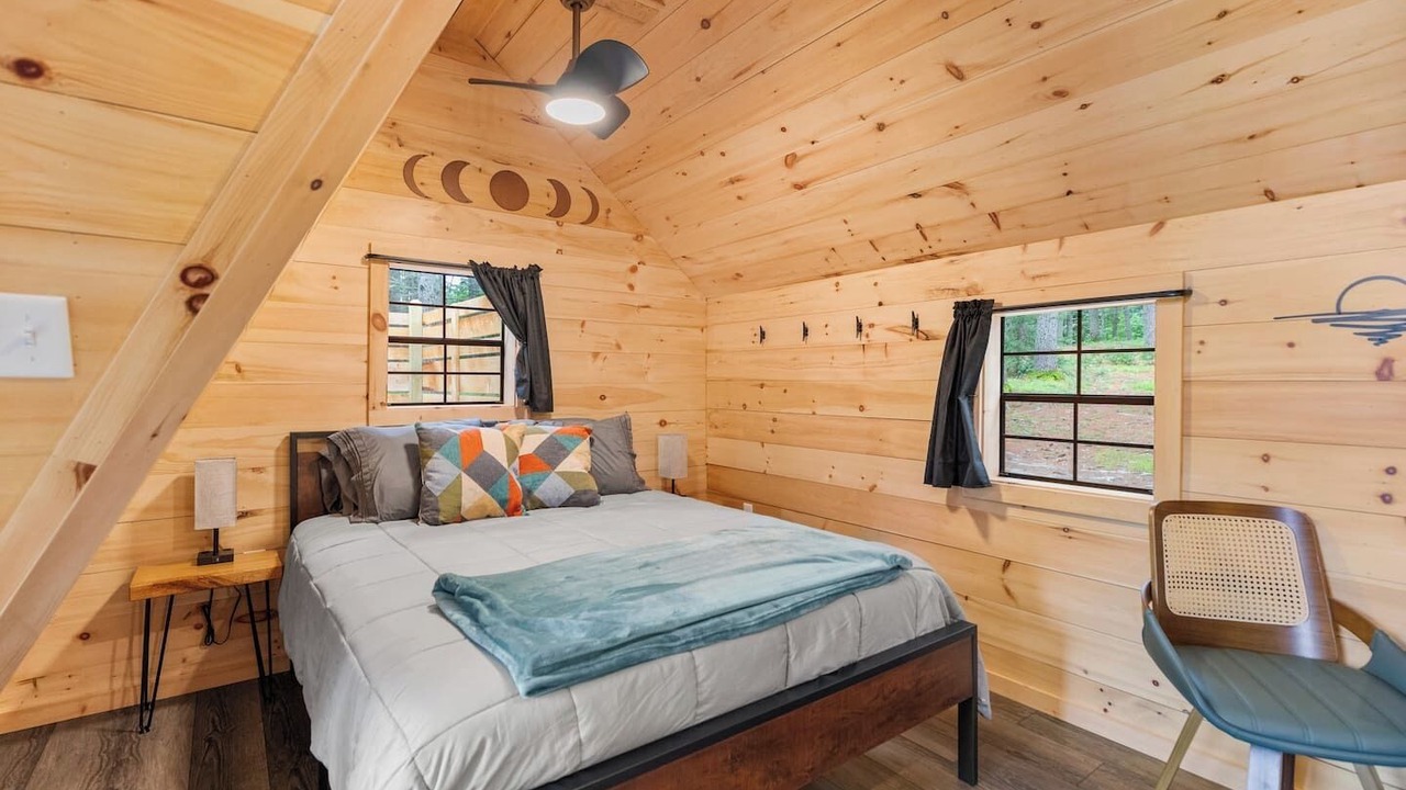 Photo of Bedroom in Oxford