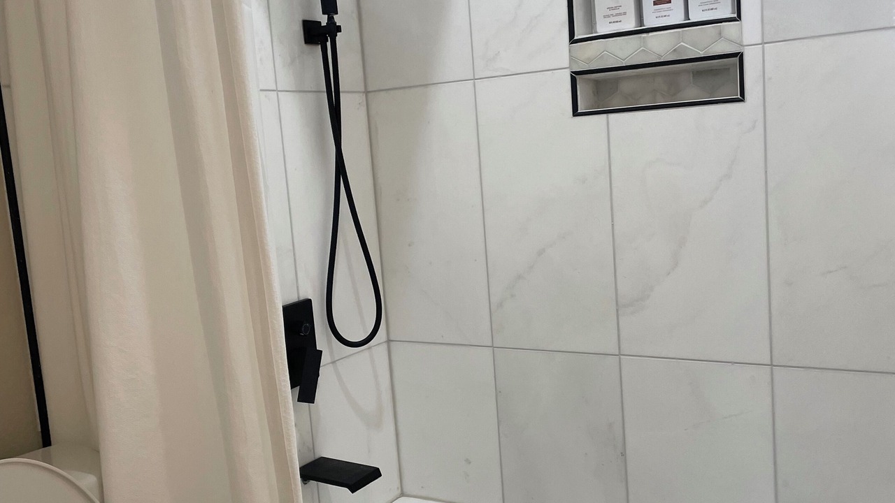 Photo of Bathroom in Pointblank