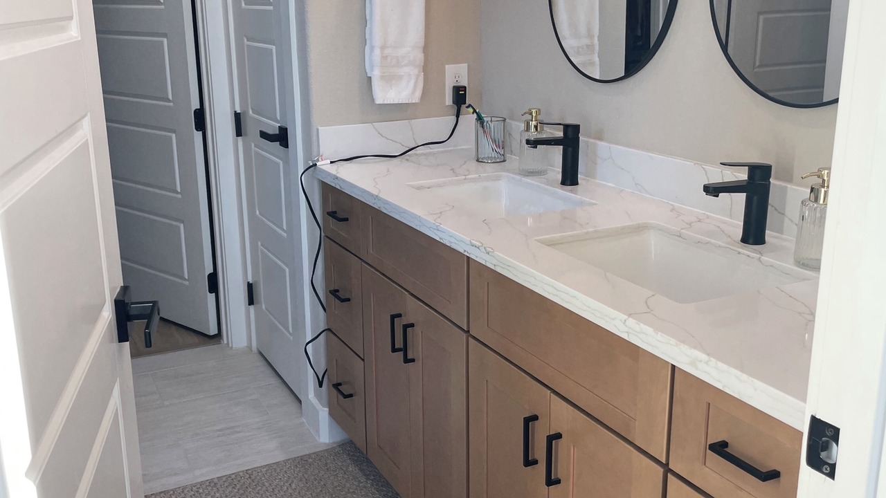 Photo of Bathroom in Pointblank