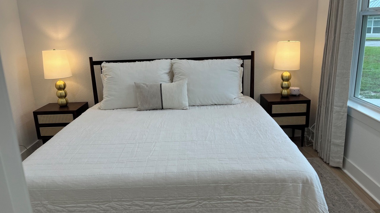 Photo of Bedroom in Pointblank