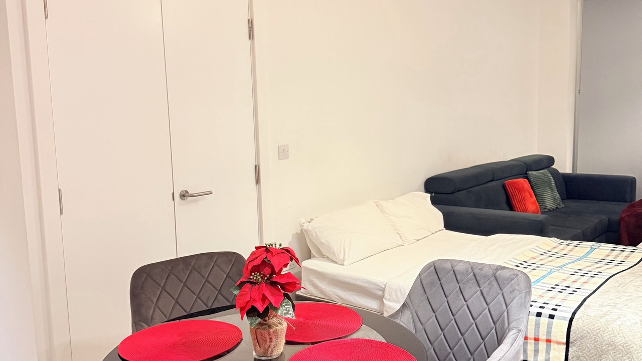 Photo of Others in Eltham West