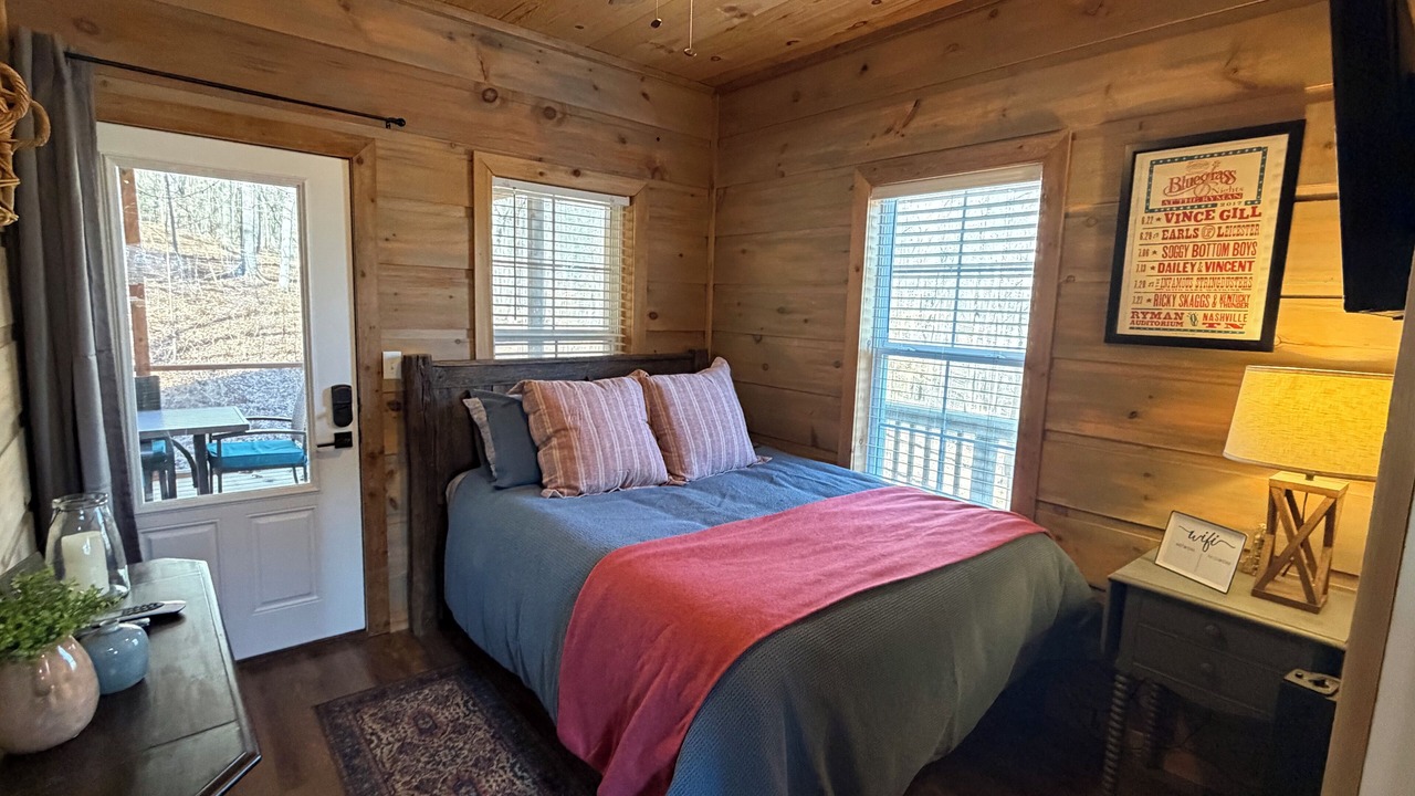 Photo of Bedroom in Christian County