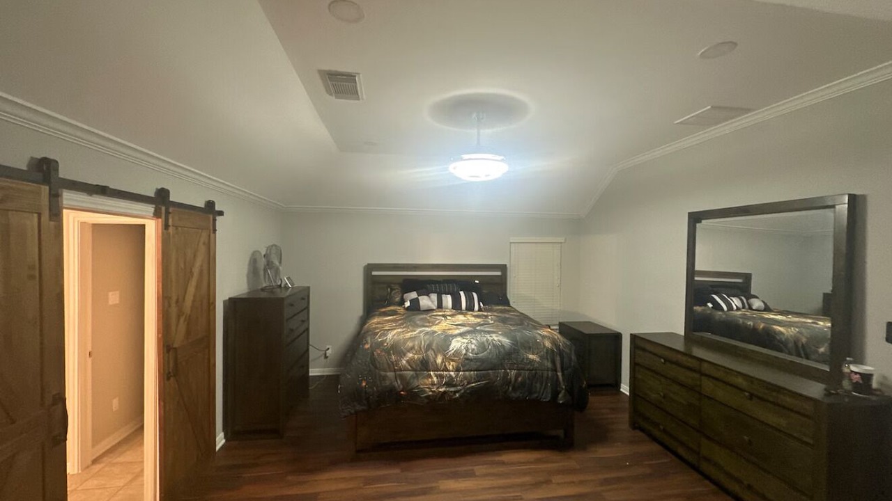 Photo of Bedroom in Pecan Grove