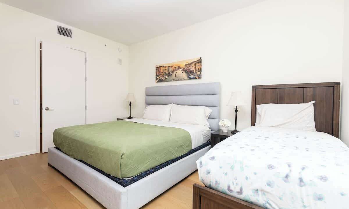 Photo of Bedroom in Financial District