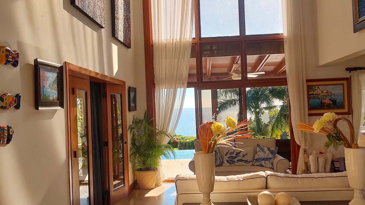 Photo of Others in Puerto Bahia