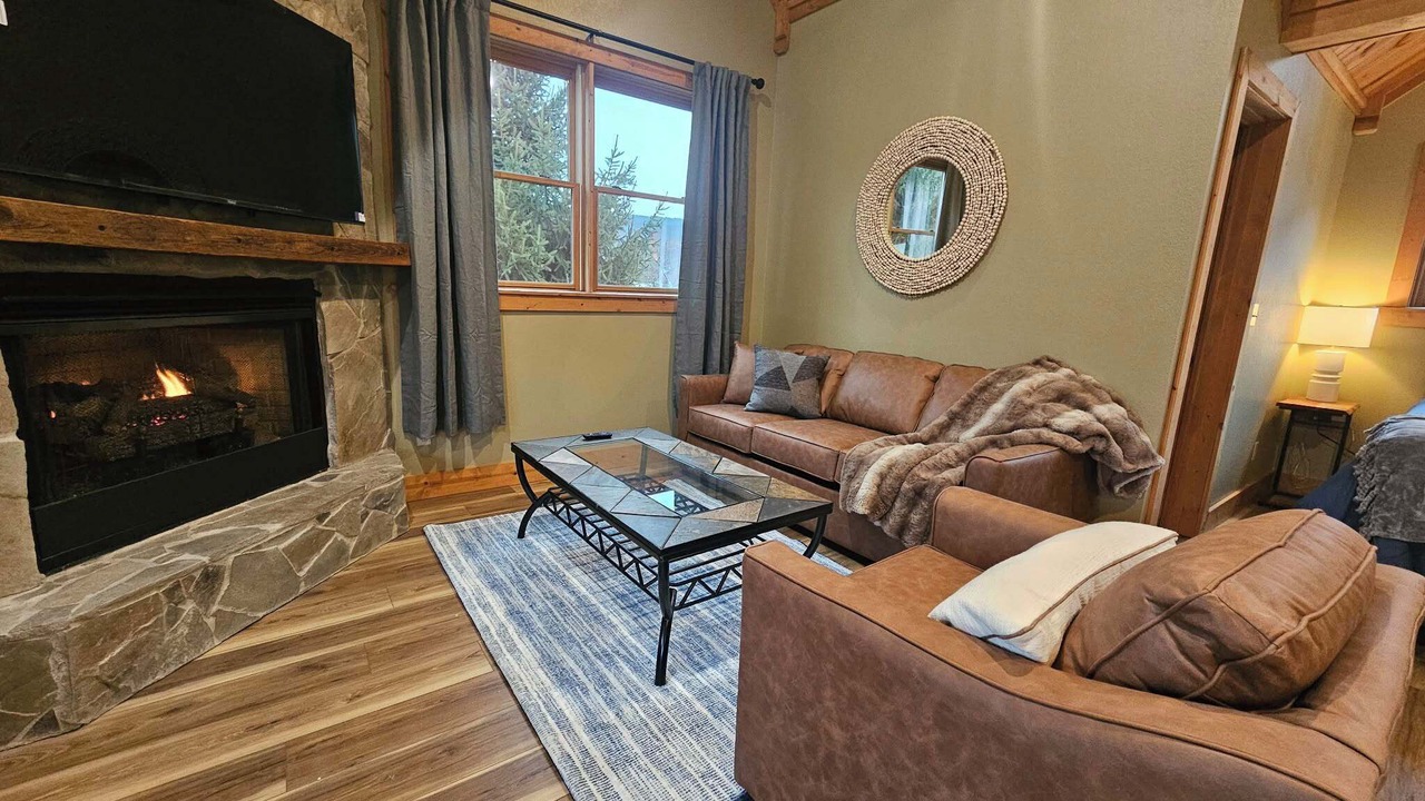 Photo of Livingroom in Snowshoe