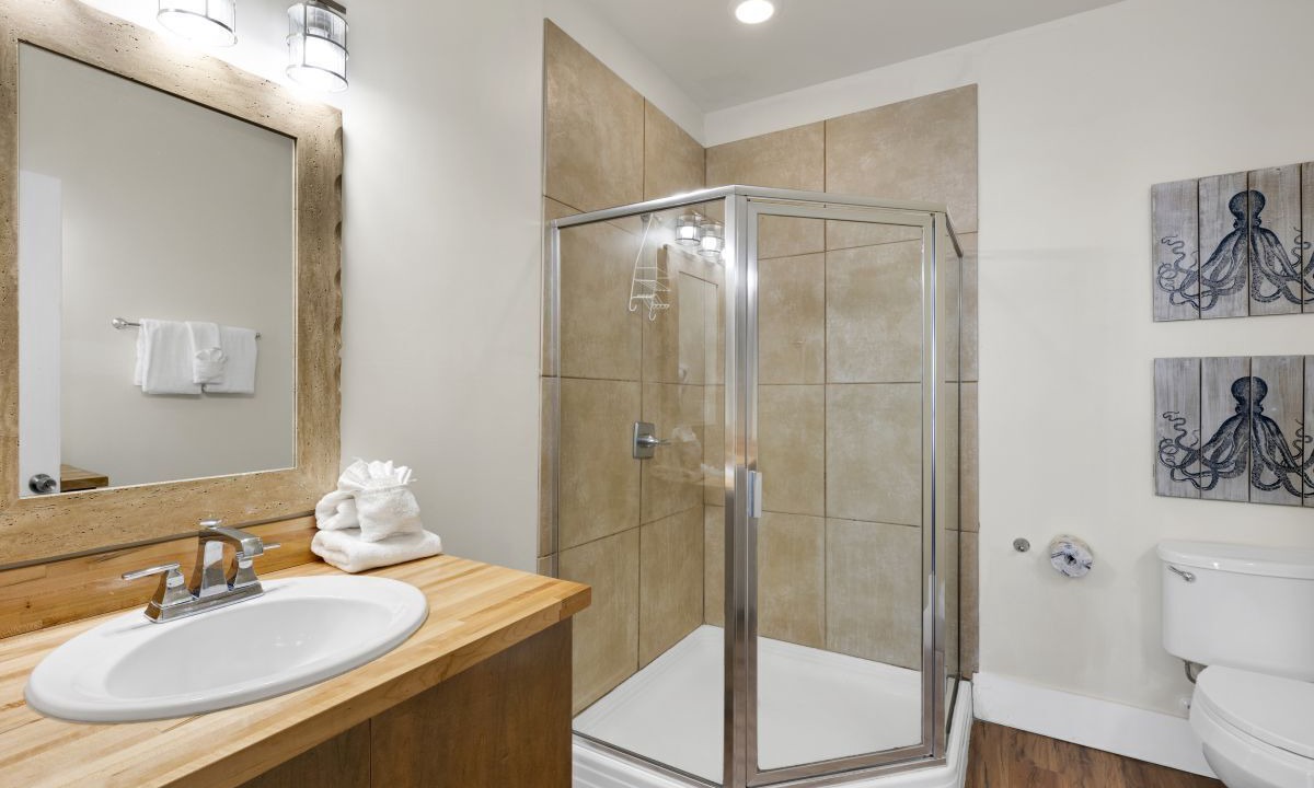 Photo of Bathroom in Gulf Shores