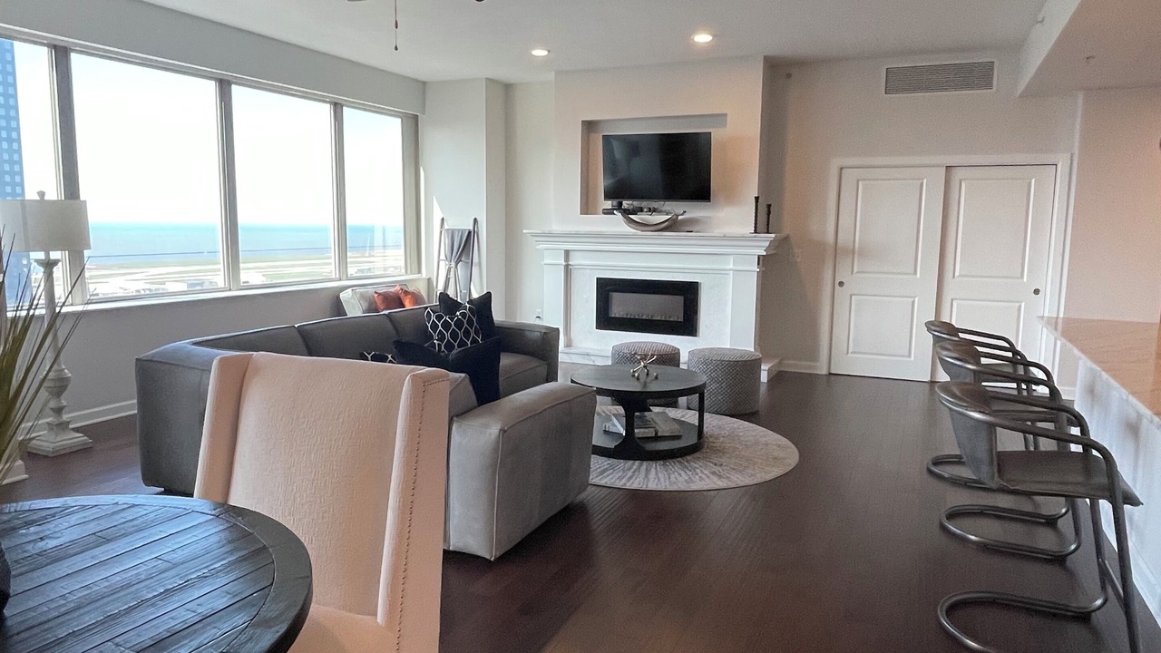 Photo of Livingroom in Downtown Cleveland