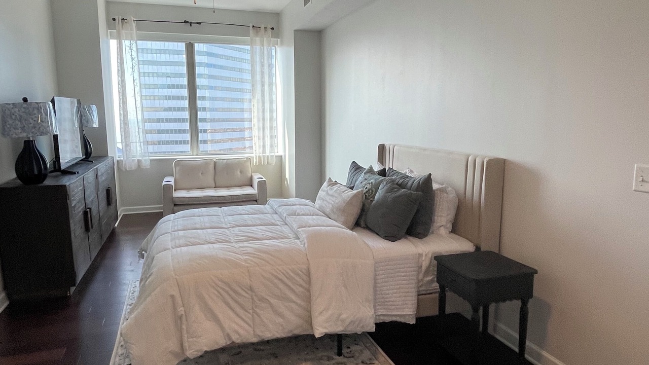 Photo of Bedroom in Downtown Cleveland