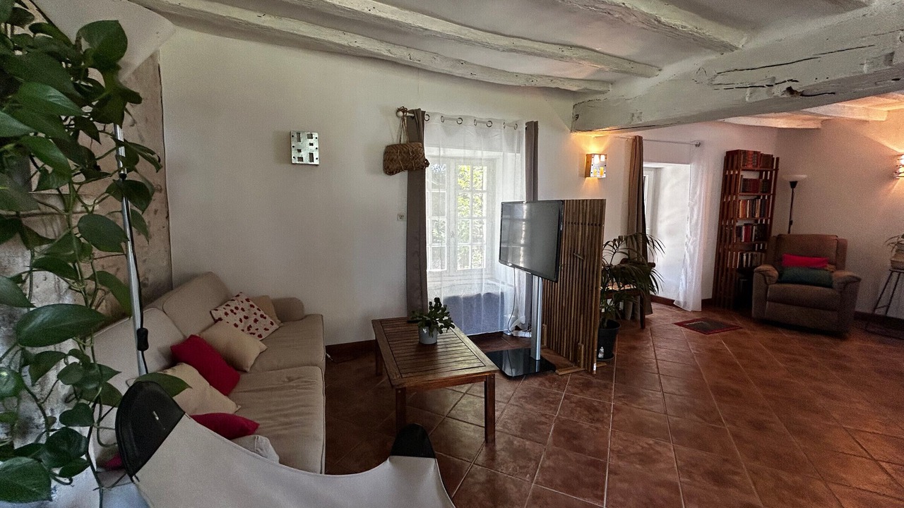 Photo of Livingroom in Tournon-Saint-Pierre
