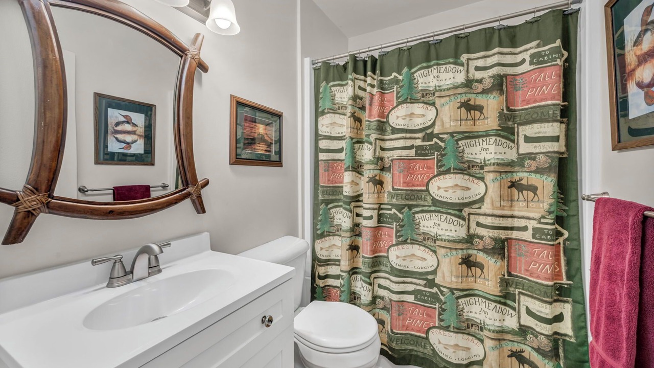 Photo of Bathroom in Madison-on-the-Lake