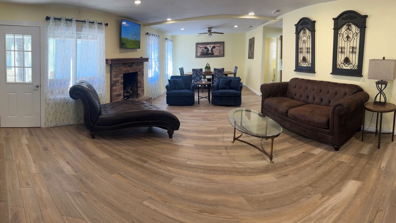 Photo of Livingroom in Hemphill