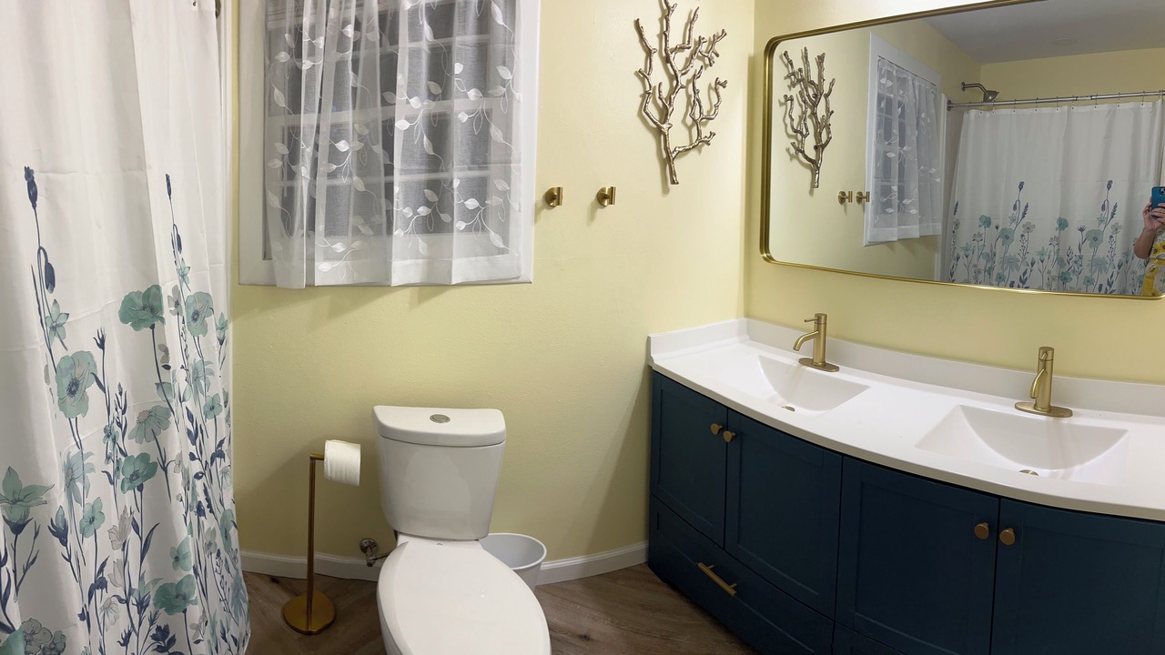 Photo of Bathroom in Hemphill