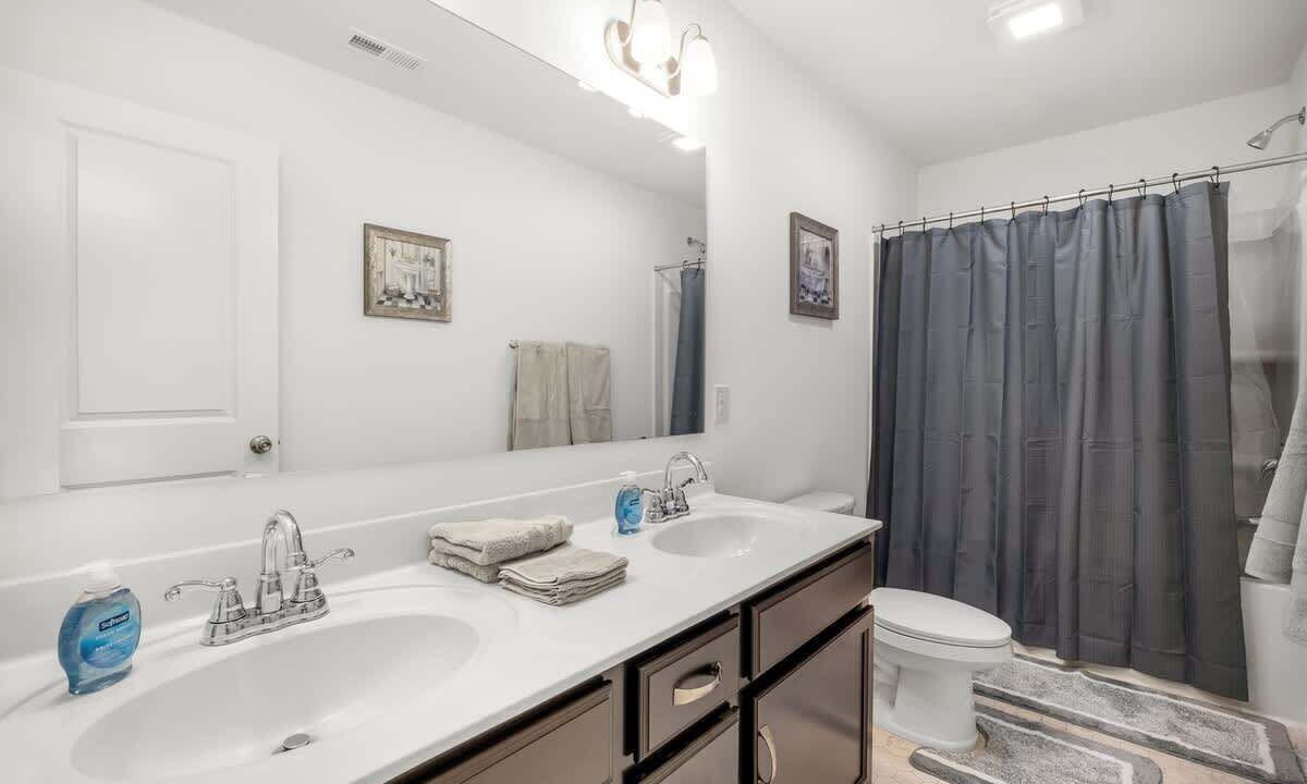 Photo of Bathroom in Ruffin