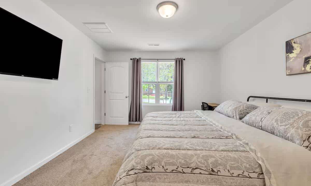 Photo of Bedroom in Greensboro