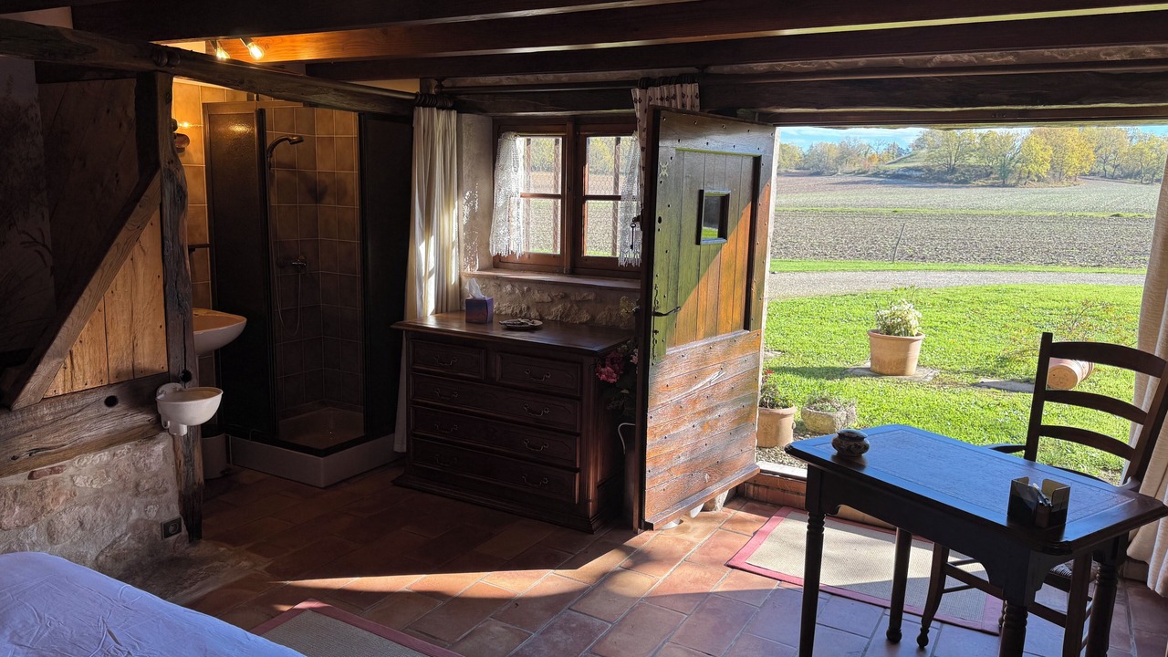 Photo of Bedroom in Montaigu-de-Quercy