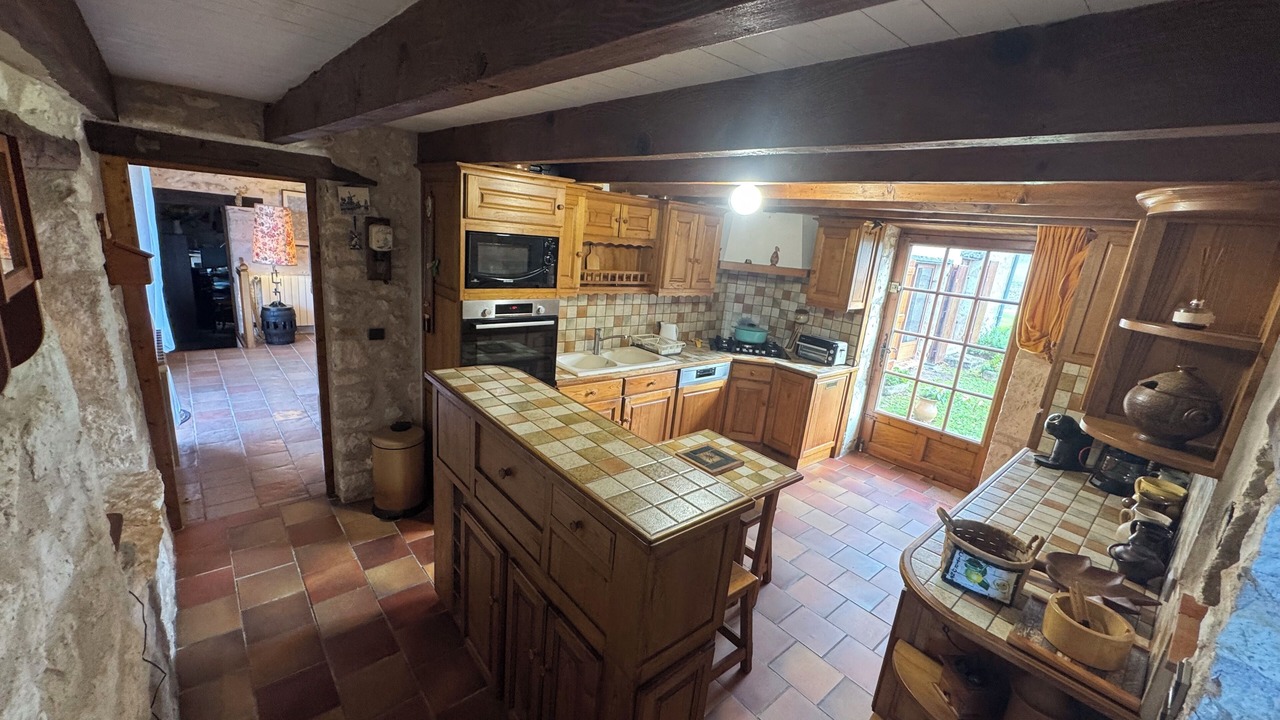 Photo of Kitchen in Montaigu-de-Quercy