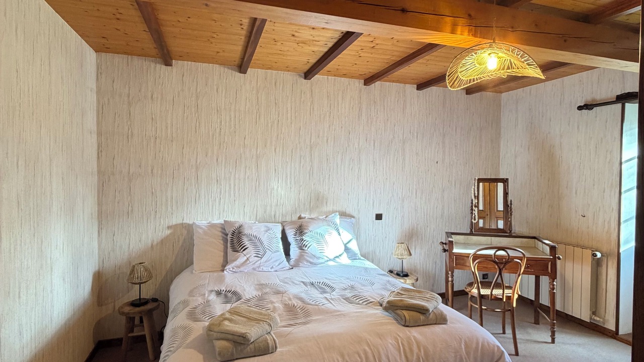 Photo of Bedroom in Montaigu-de-Quercy