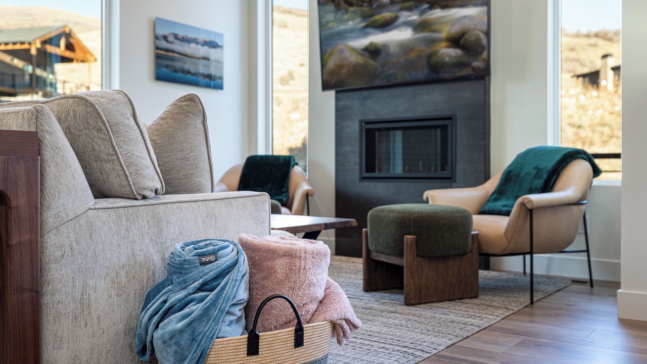 Photo of Livingroom in Eden